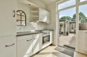 Inspirasi Dapur Terbuka dengan Taman untuk Suasana Nyaman dan Estetik